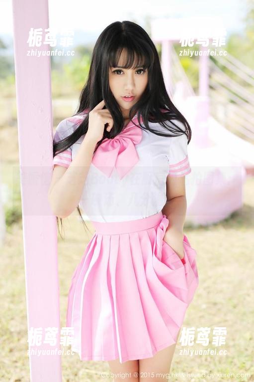 美媛馆 - 芝芝Booty在厨房的私拍图集：一碗汤、几分温情