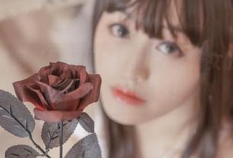 这不就是‘脱尾巴Mizuki’修女的最新图包嘛，辣眼睛！