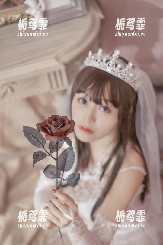 这不就是‘脱尾巴Mizuki’修女的最新图包嘛，辣眼睛！