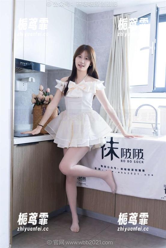 袜啵啵-小沫 袜啵啵 - 小沫的定制图集:听说天使爱玩摄影?