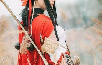 婚纱如鱼游，许多鱼鱼鱼的作品集里总能让我嘴角上扬，分享些零碎感。