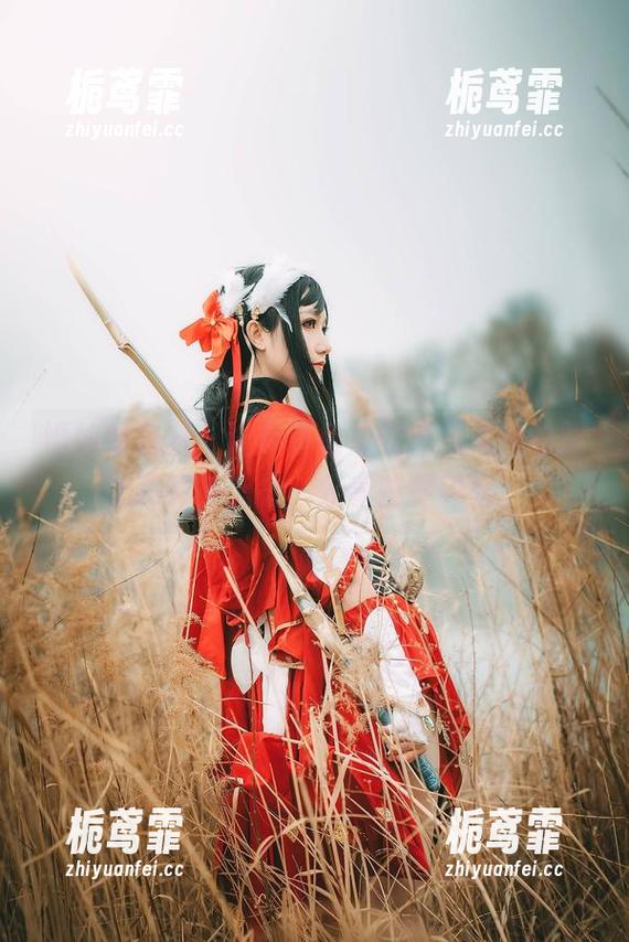 婚纱如鱼游，许多鱼鱼鱼的作品集里总能让我嘴角上扬，分享些零碎感。