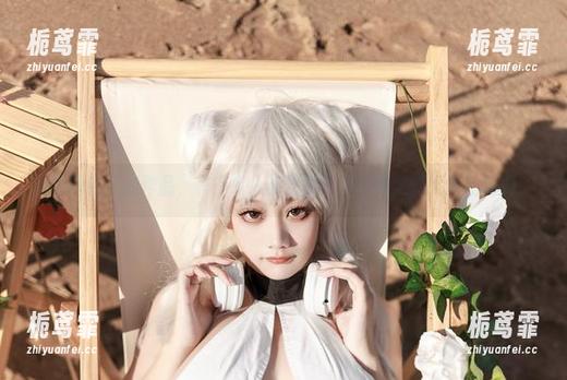 阿雪雪的在线作品，有多少人能驾驭这款狂赌之渊范儿的制服？
