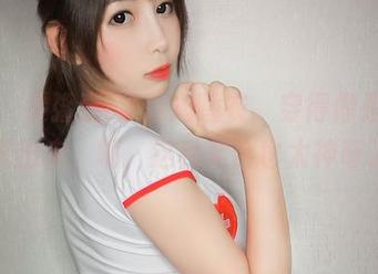 私拍：雯粥粥i穿蕾姆睡衣，穿得像是刚从二次元出来，呃，这种契合也太神奇了吧？