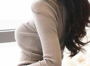 青豆客 – 敢说朱赢Molly的女王写真集不够惊艳？分享给你一打理由。
