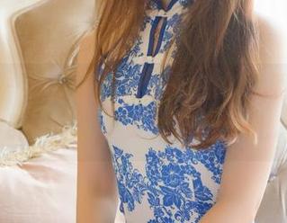 青豆客 – 陈嘉嘉Tiffany的修女照，原图资源得点个赞，奇怪的是…